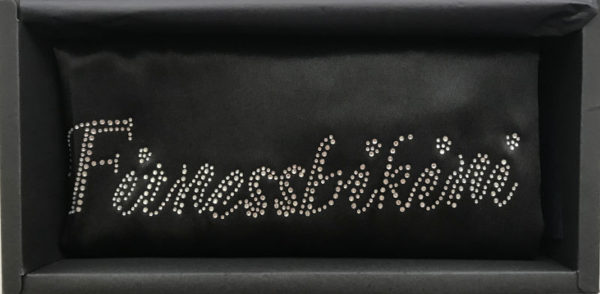 Атласный халат «Fitnessbikini» для фитнес-бикини (черный)