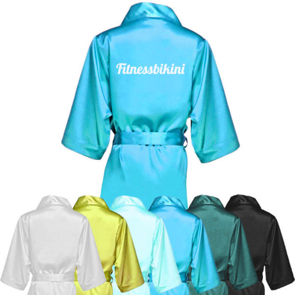 Атласный халат «Fitnessbikini» для фитнес-бикини (светло-голубой)