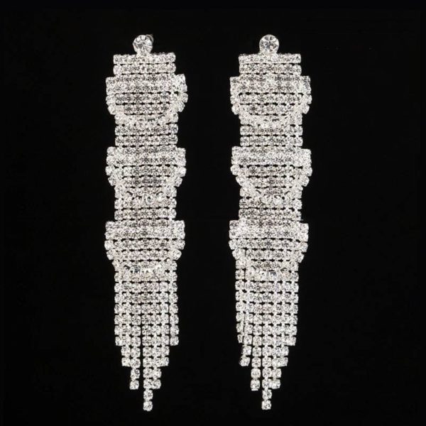 sergi-so-strazami-dlya-fitness-bikini-EAR-SP